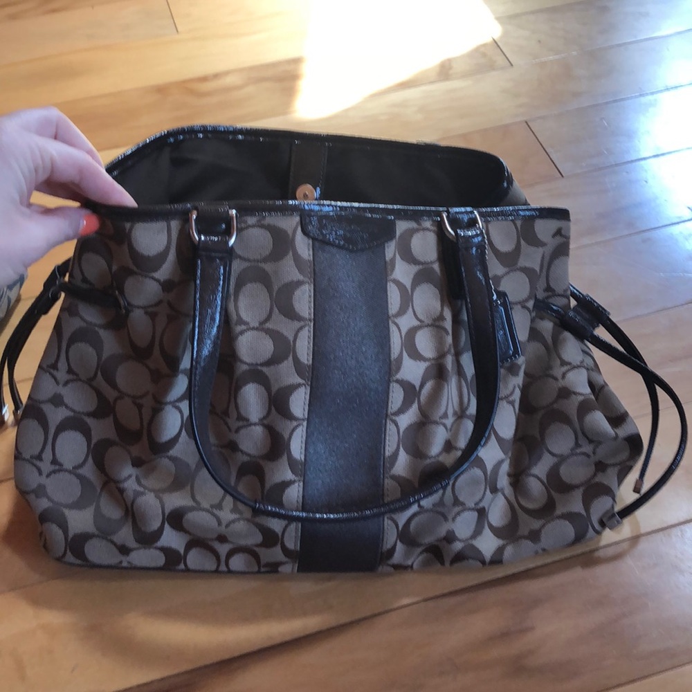Coach Handbag - Picture 3 of 7
